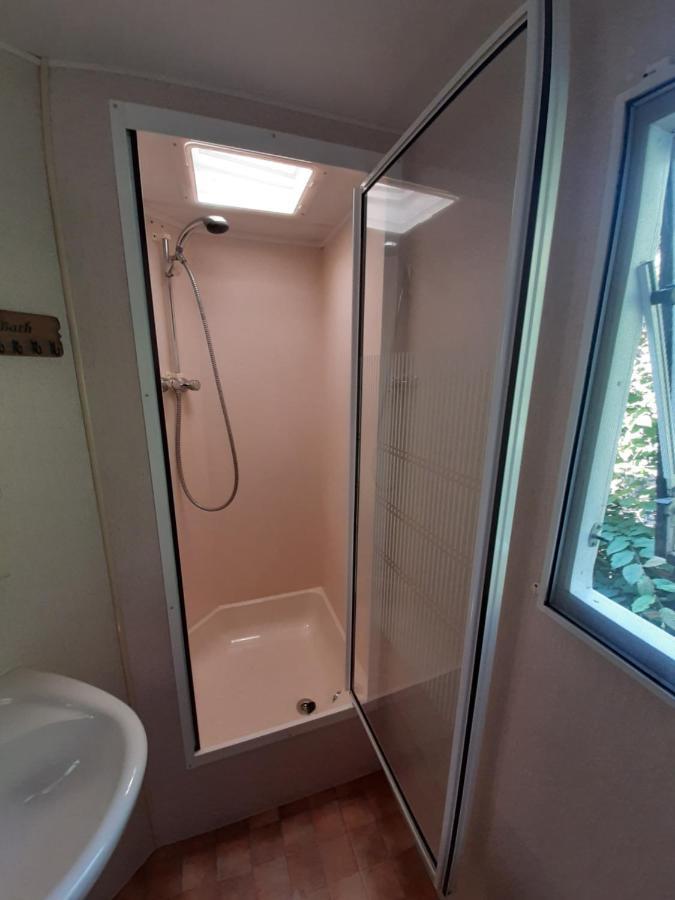 Hotel Caravan In Bosrijk Gebied Zuidlaren Exteriér fotografie